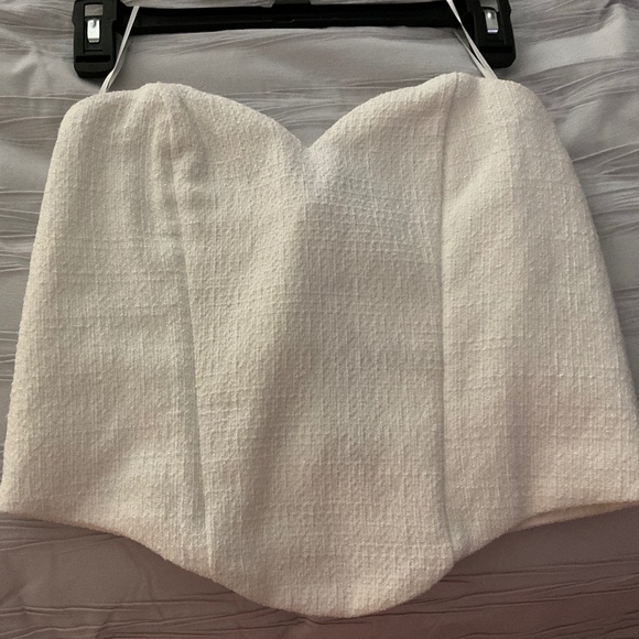 New with tags Express halter top - Picture 1 of 6